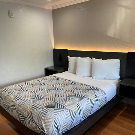 Motel 6 Sacramento, Ca - Downtown Eksteriør bilde