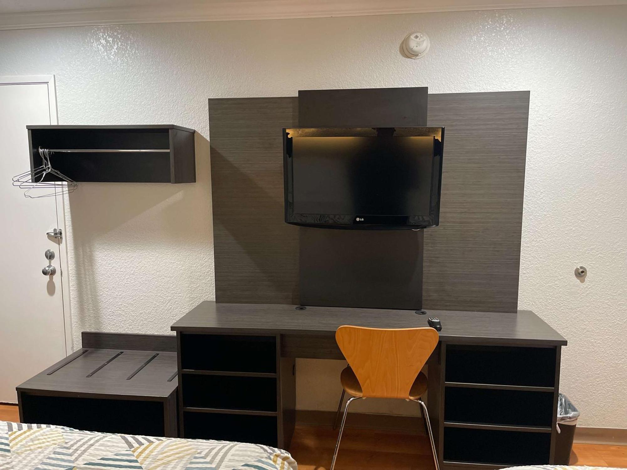 Motel 6 Sacramento, Ca - Downtown Eksteriør bilde