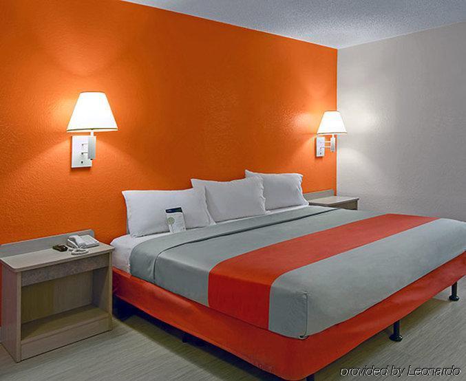 Motel 6 Sacramento, Ca - Downtown Eksteriør bilde